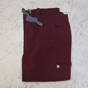 Figs Yola Women's XS Burgundy Scrub Pants with Gray Tie